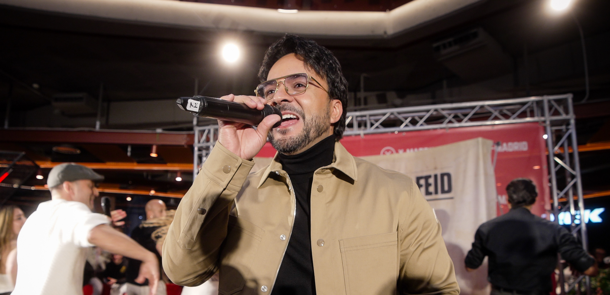 Luis Fonsi 'Cambiaré'