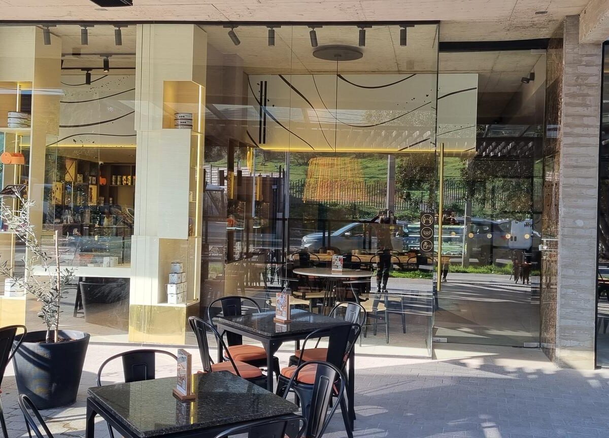 CAFETERÍA LA FETE LE GRAND