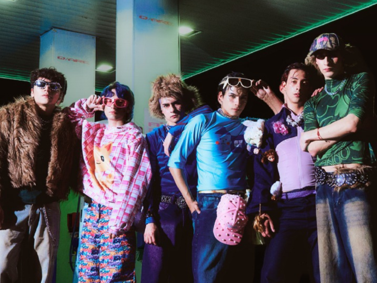 Q_ARE show de lanzamiento FU!