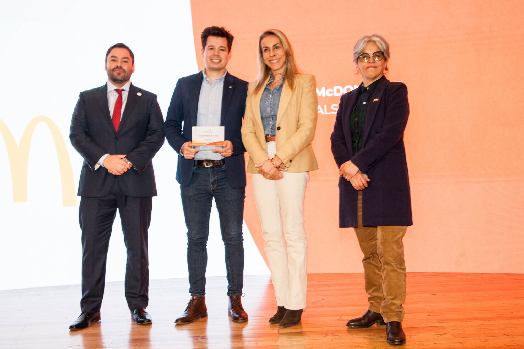McDonald's Chile lider en talento joven