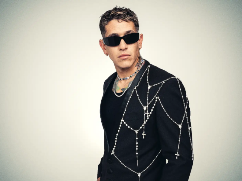Lenny Tavárez 8
