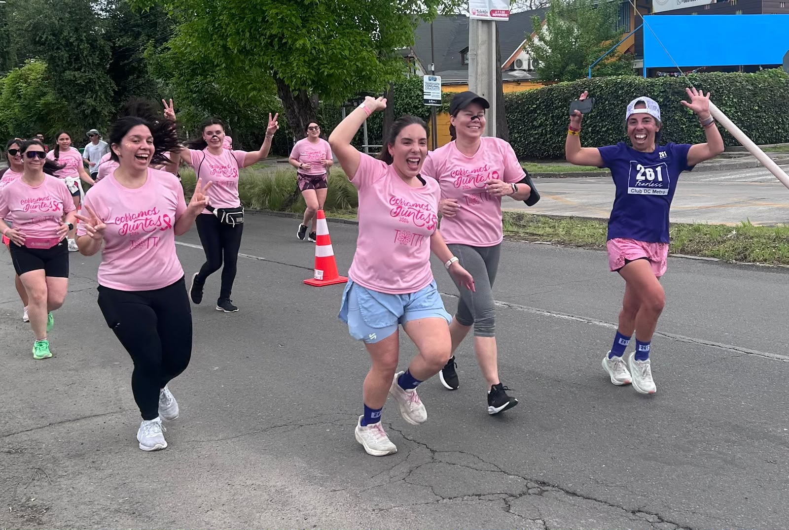 Cáncer de Mama corramos juntas